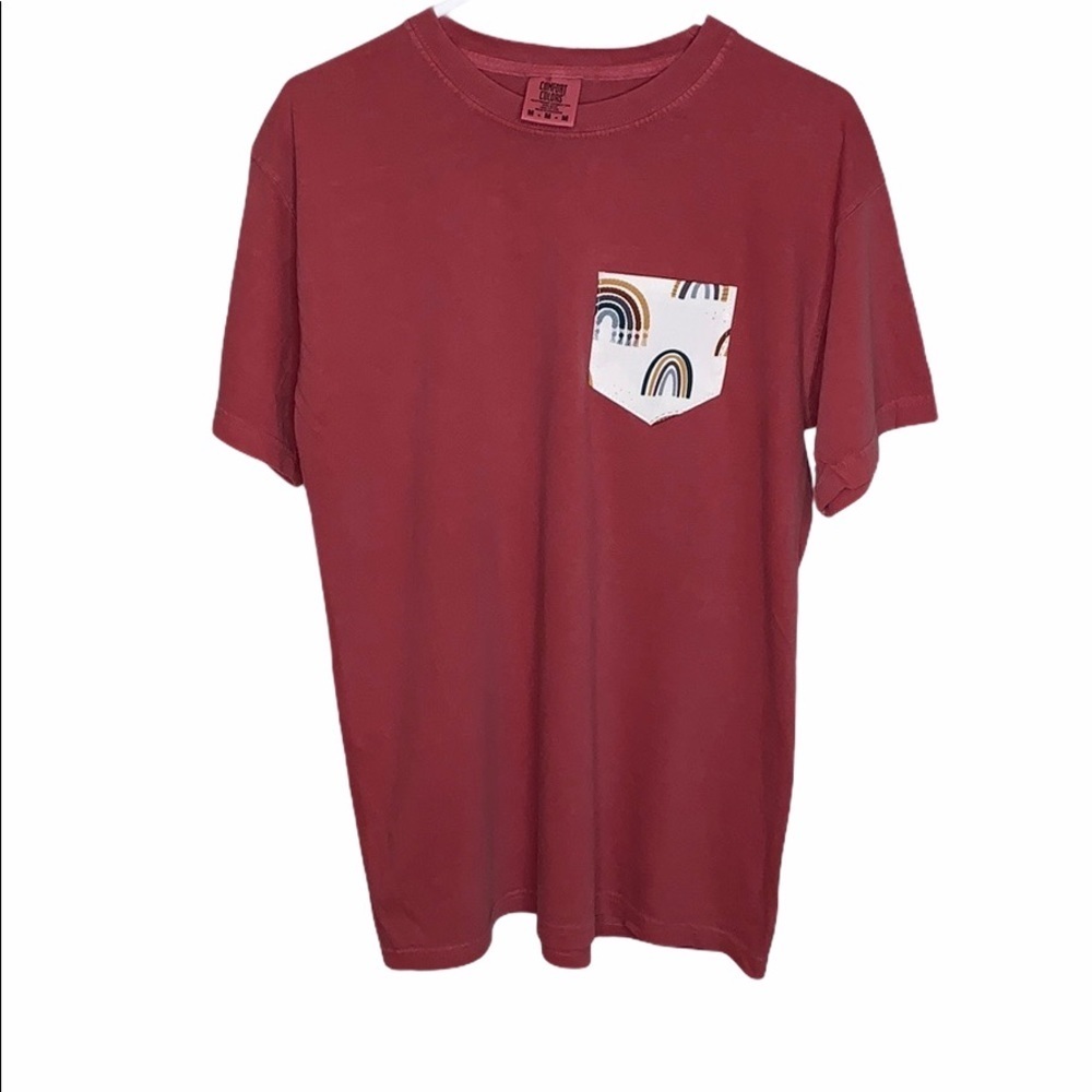 Minimalistic Color Rainbow pocket t shirt